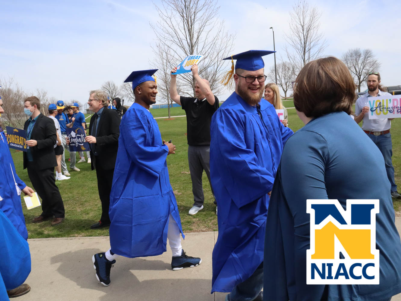 niacc_grad-10