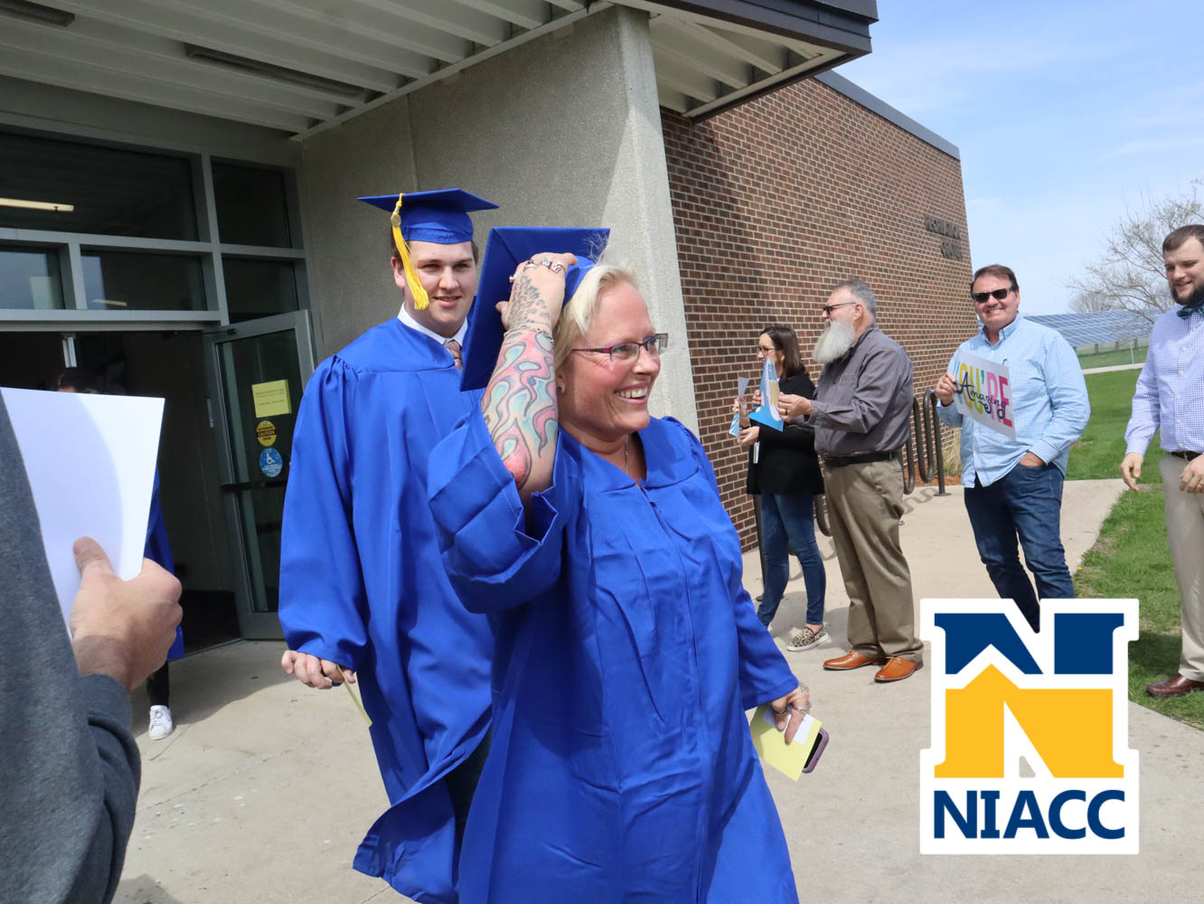 niacc_grad-13