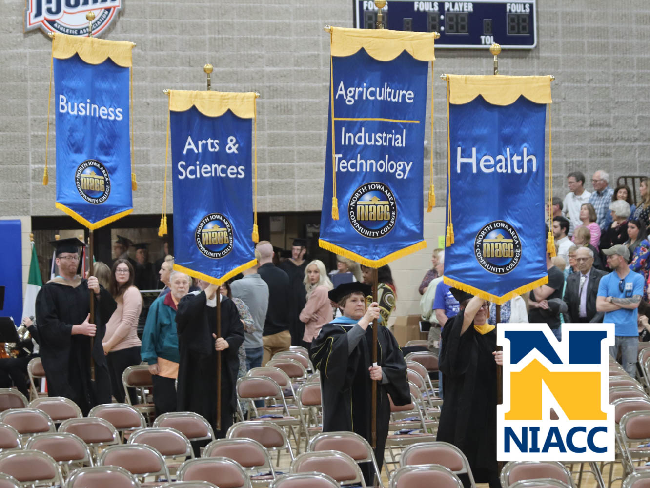 niacc_grad-17