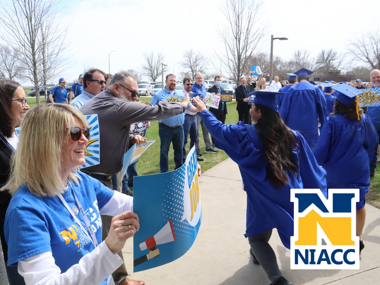 niacc_grad-2