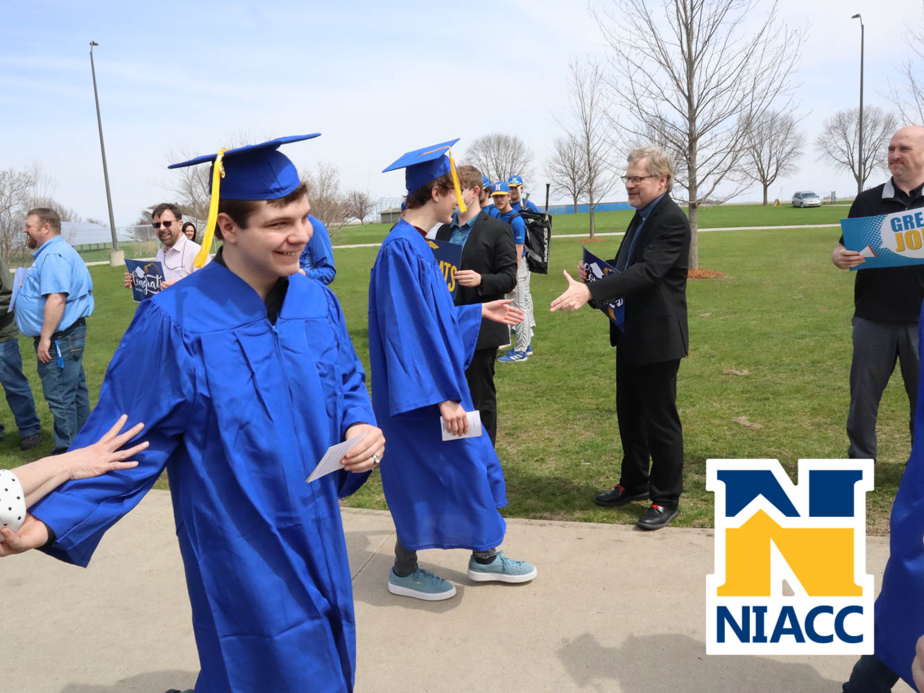 niacc_grad-7