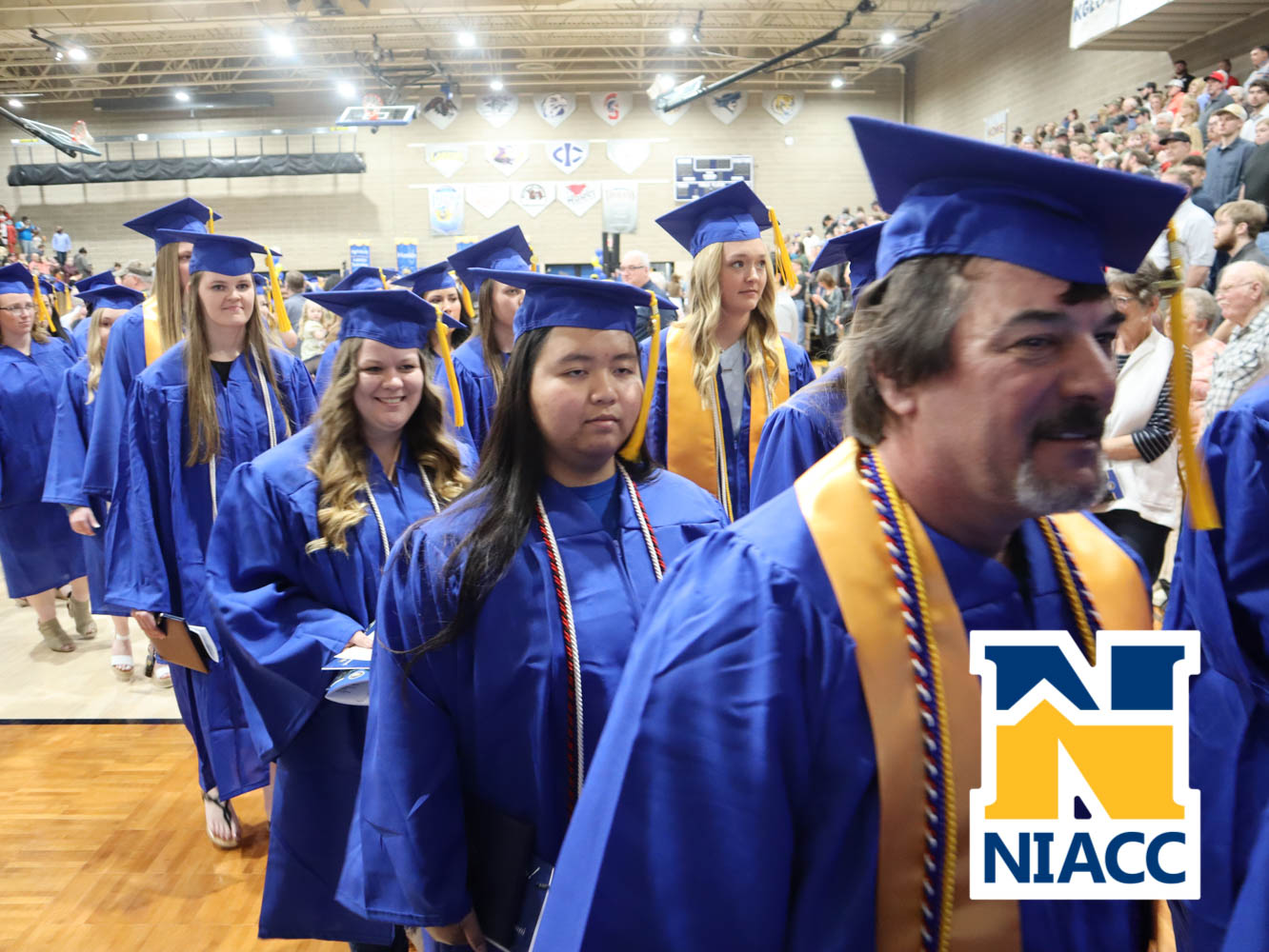 niacc_grad-82